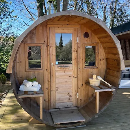 Dome Du Bearn Luxury tent