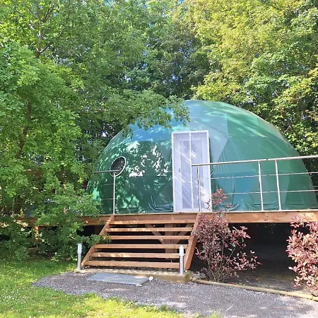 Luxusní stan Dome Du Bearn