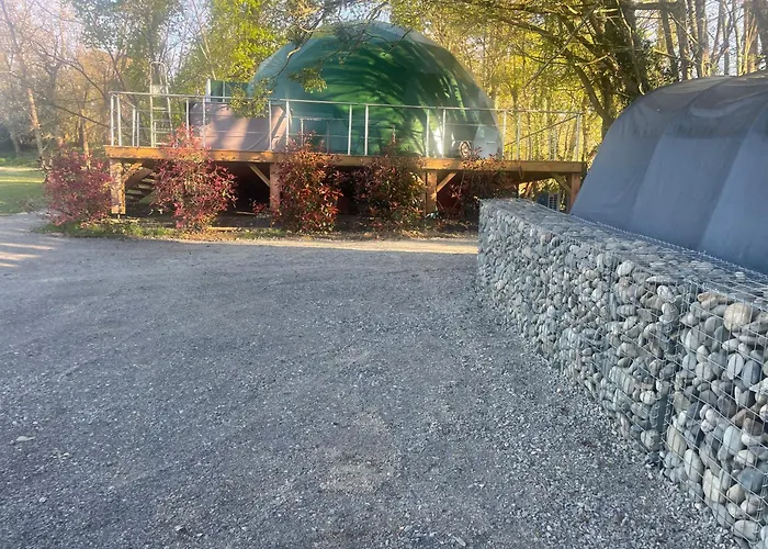 אוהל מפואר Dome Du Bearn *